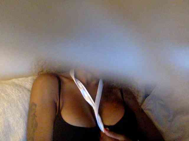 juicylala bongacams live cam model