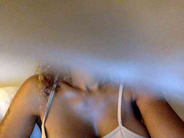 juicylala bongacams live cam model