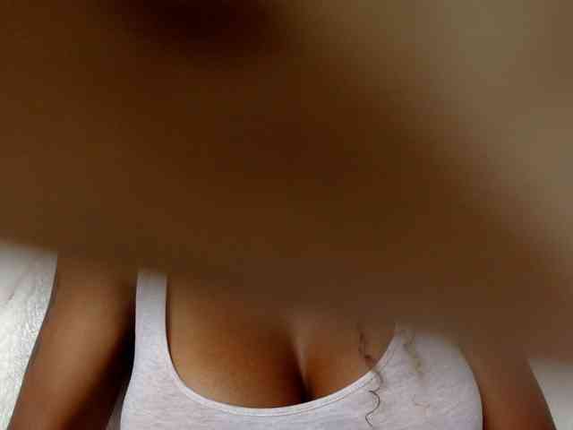 juicylala bongacams live cam model