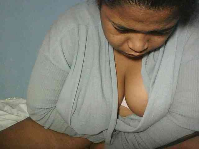 Beauty-Boobs bongacams live cam model