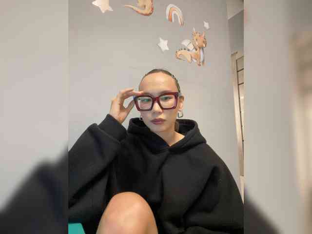 Adadollll bongacams live cam model