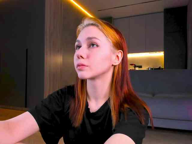 Cute1yoga bongacams live cam model