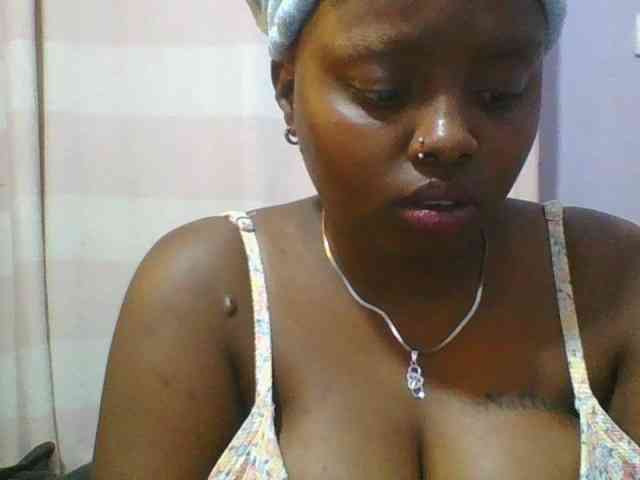 Natty-nasty bongacams live cam model