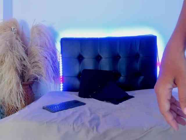 BrendaandNatalya bongacams live cam model