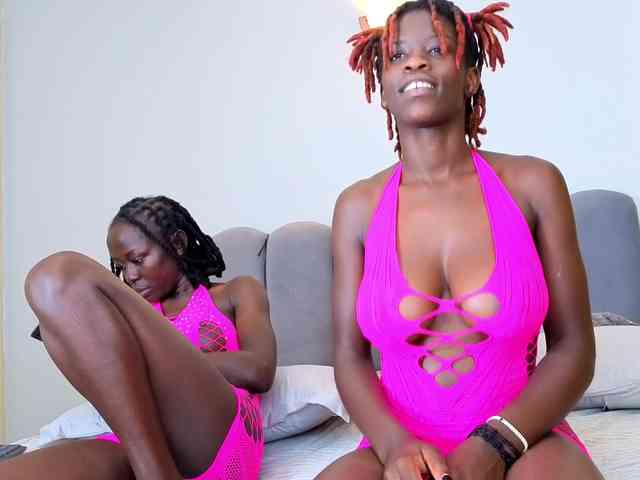 Ebony-Goddesses bongacams live cam model