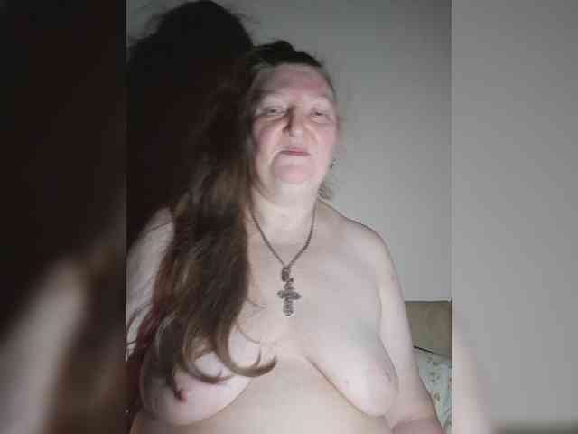 Monroqueen bongacams live cam model
