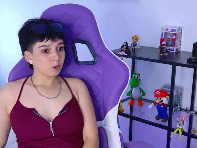 Jinxxx16 bongacams live cam model
