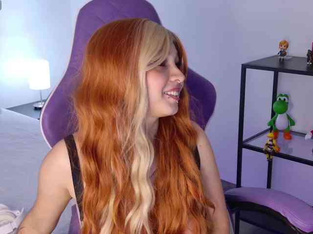 Jinxxx16 bongacams live cam model