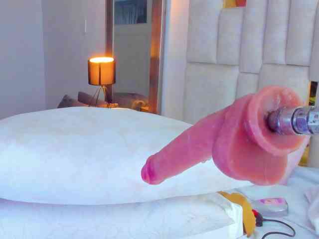 Konny-May bongacams live cam model