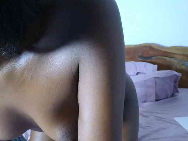 Glorybunny bongacams live cam model