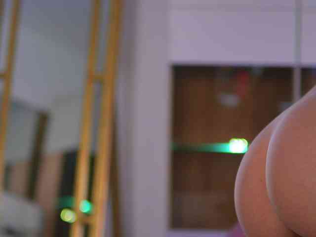 AlyonaKatya bongacams live cam model