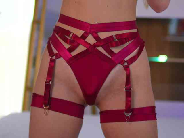 AlyonaKatya bongacams live cam model