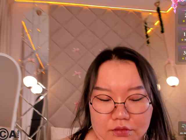 KimiMon bongacams live cam model