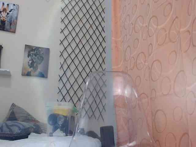 kasandracute18 bongacams live cam model