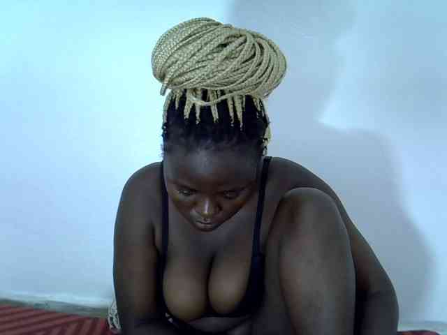 divasexy bongacams live cam model