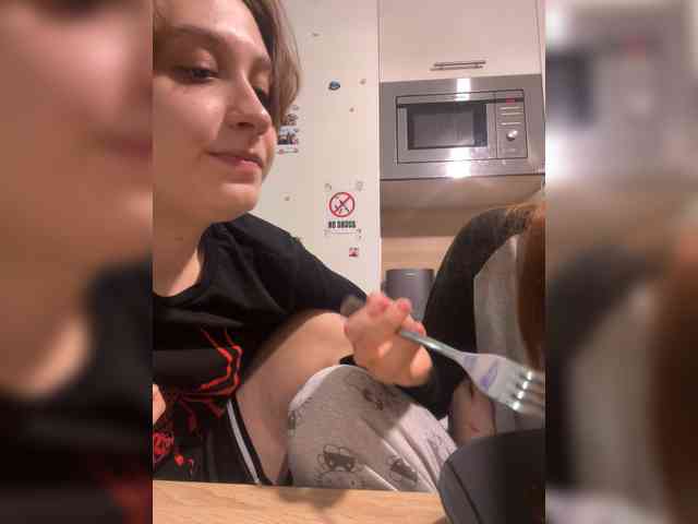 zefirrr666 bongacams live cam model