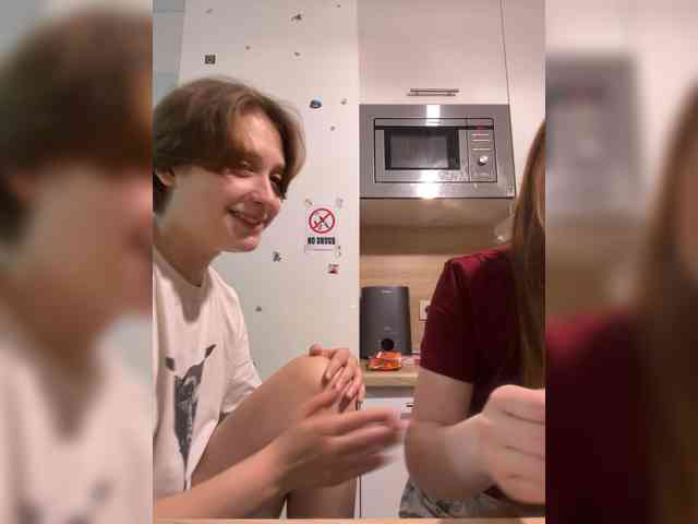 zefirrr666 bongacams live cam model