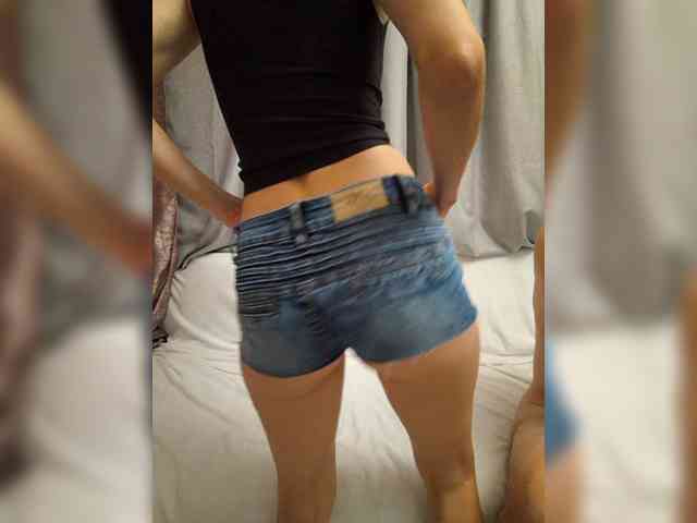 VibeDuo bongacams live cam model