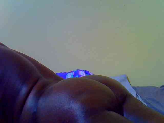 Molly-22 bongacams live cam model