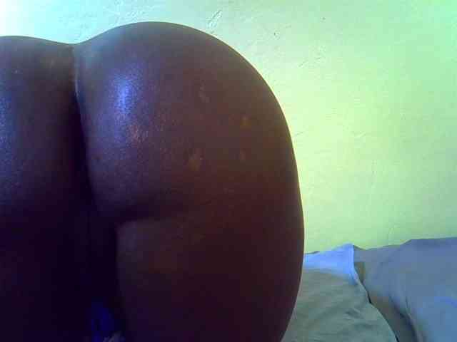 Molly-22 bongacams live cam model