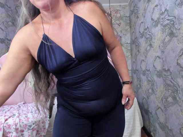 Helena-Rosse01 bongacams live cam model