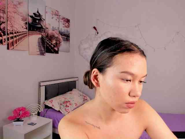kyui-sun bongacams live cam model