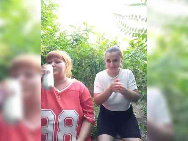 Buns2026 bongacams live cam model