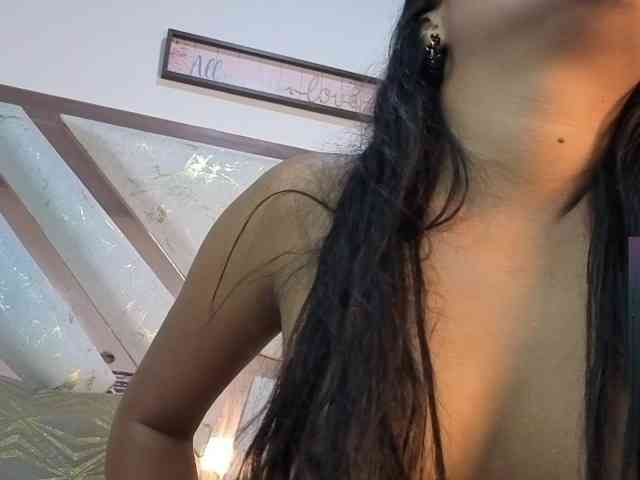 roosalysmitth bongacams live cam model