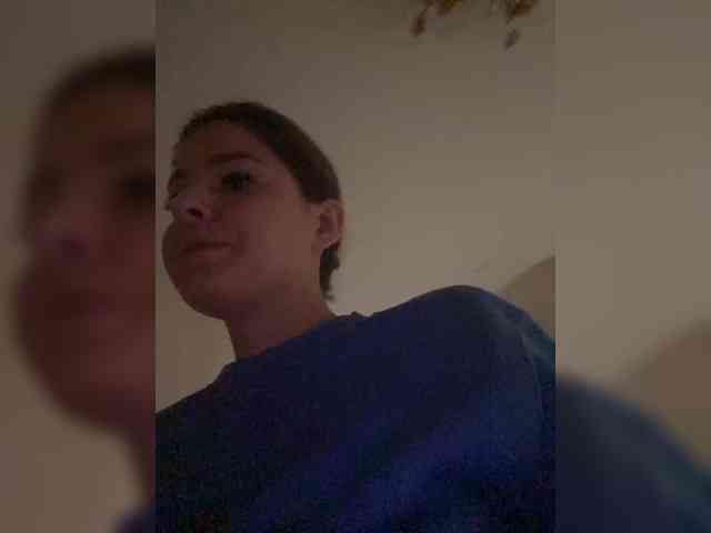 Hotkate77 bongacams live cam model