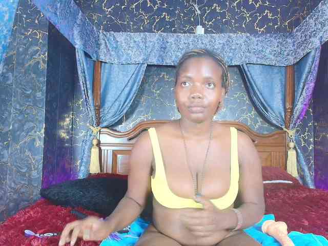 Sassychika bongacams live cam model