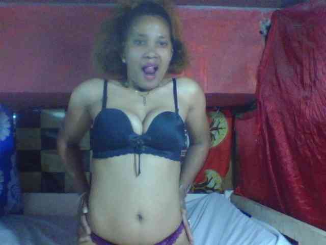 Olisexy bongacams live cam model