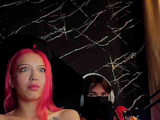 Molodaya bongacams live cam model