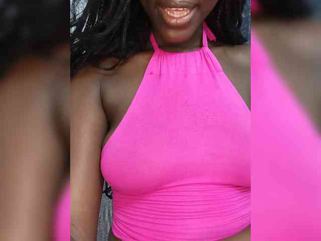 Keysha117 bongacams live cam model