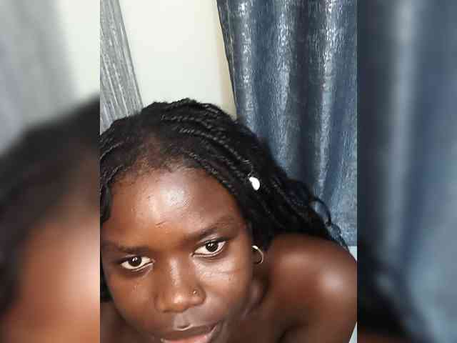 Keysha117 bongacams live cam model