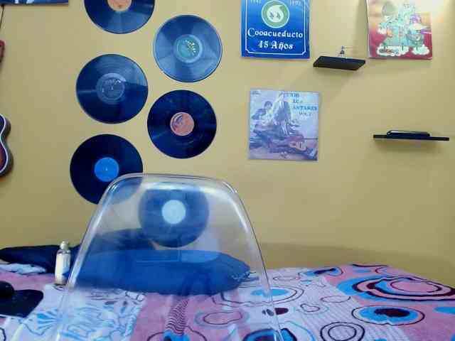 aniitaeyescute bongacams live cam model