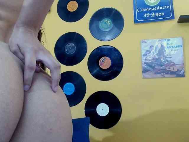 aniitaeyescute bongacams live cam model