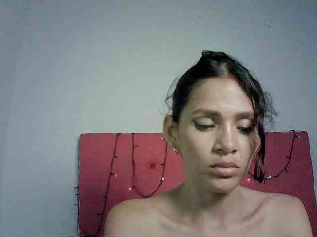 miasuarez5 bongacams live cam model