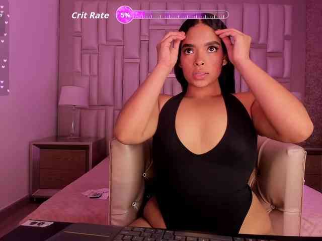 GabbyNash bongacams live cam model