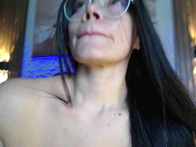 SrtaJennCroft bongacams live cam model