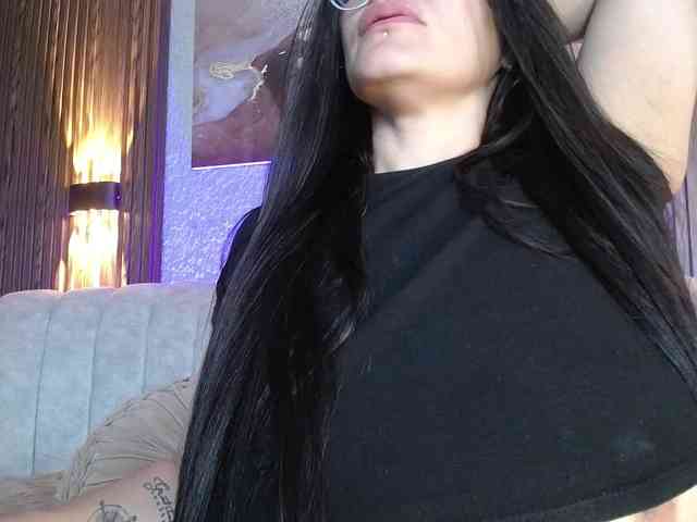 SrtaJennCroft bongacams live cam model