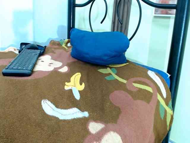 sashabigboobs69 bongacams live cam model