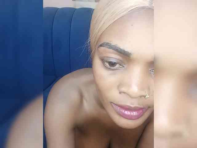 Blossomed20 bongacams live cam model