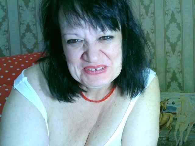 jagodka25 bongacams live cam model