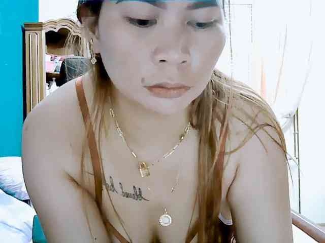 GoddessMia bongacams live cam model