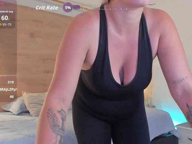 heeidi bongacams live cam model