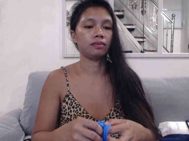 Junglewoman bongacams live cam model
