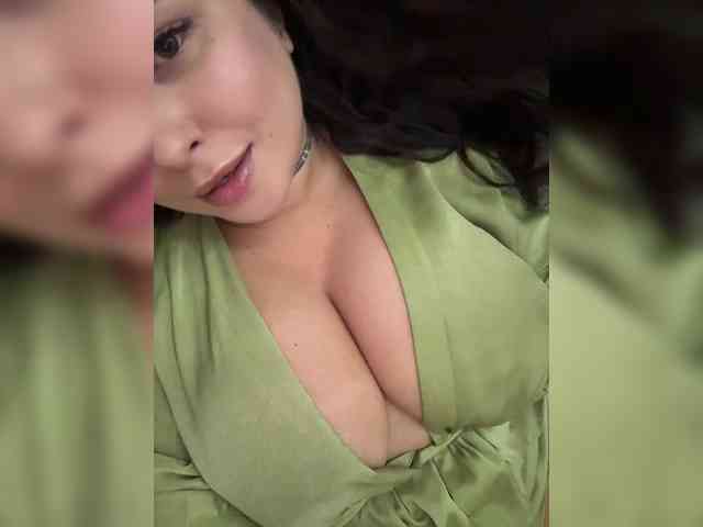 AlisaConti bongacams live cam model