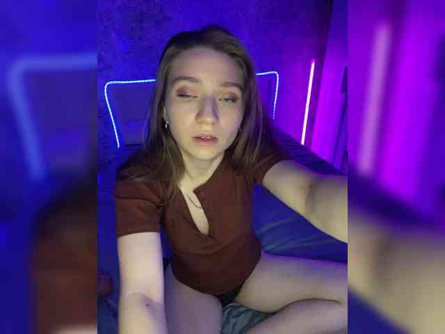 sonnyaaa bongacams live cam model
