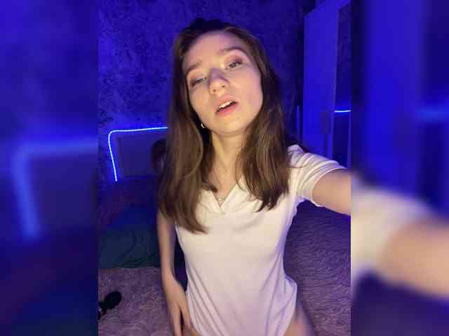 sonnyaaa bongacams live cam model