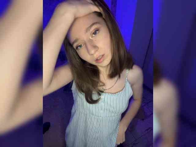 sonnyaaa bongacams live cam model